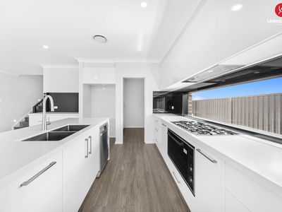 76 Byron Road, Leppington