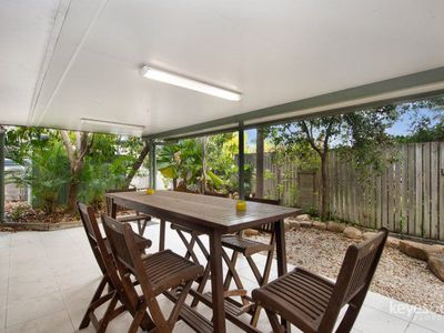 15 Banyan Court, Annandale