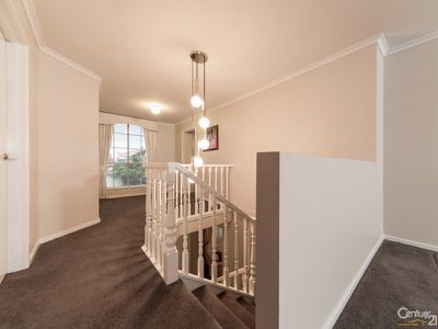 5 Eleanore Crescent, Hallam