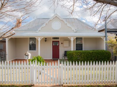 12 Talbot Street, Parkes