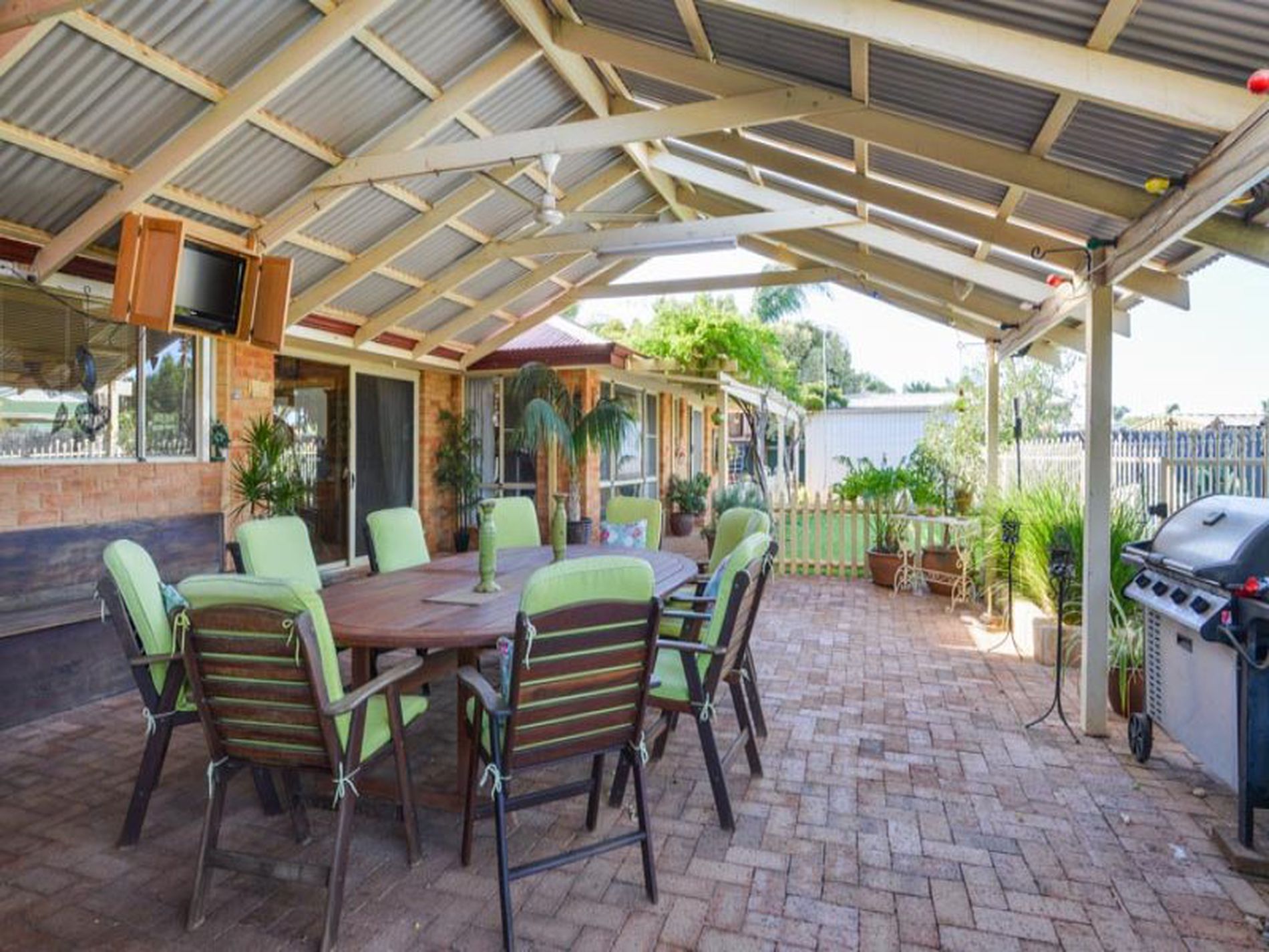 45 McGillivray Crescent, Somerville