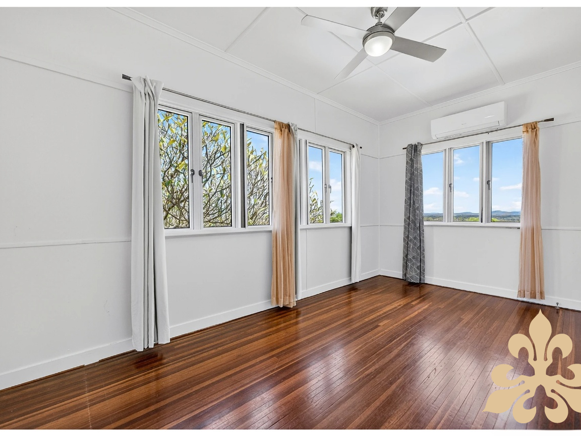 16 Bowen Terrace, The Range