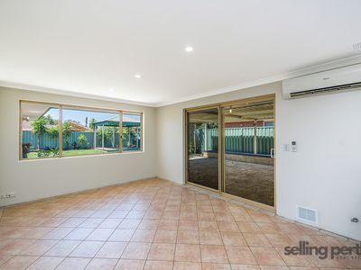 28 Haring Green, Atwell