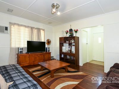 33 Cypress St, Inala