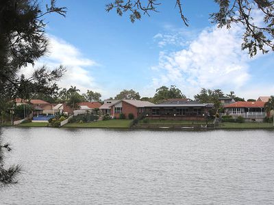 70 WILD DUCK DRIVE, Mermaid Waters