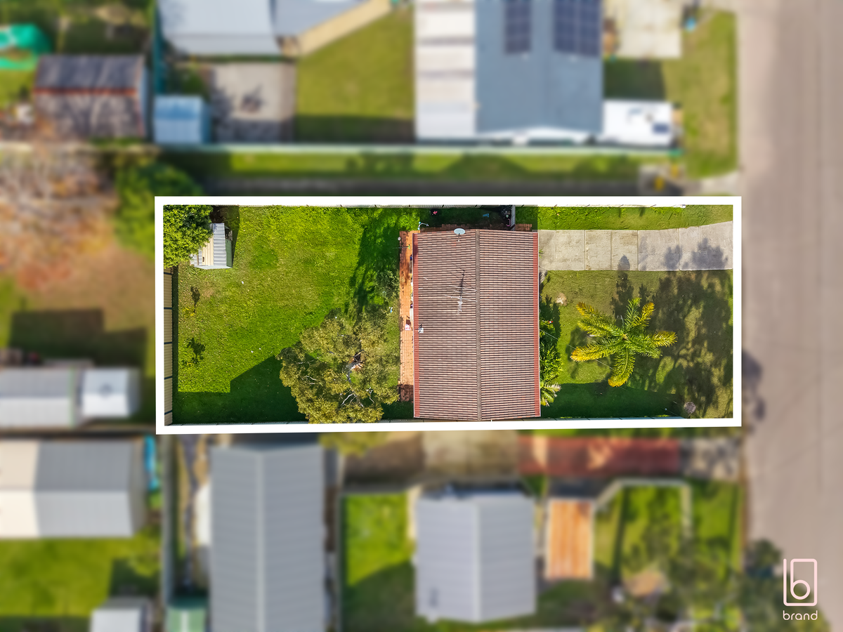 27 McKellar Boulevard, Blue Haven