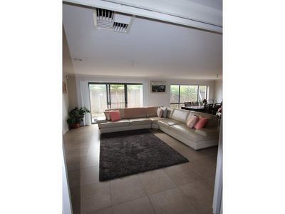 2 / 43 Fogarty Avenue, Highton