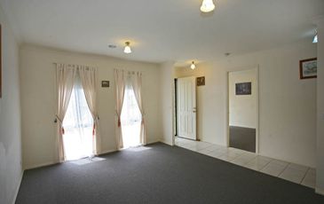 27 Thornbill Circuit, Pakenham