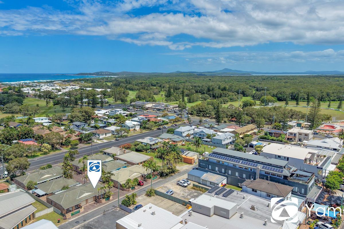 9 / 17A Beach Street, Yamba