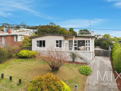 47 Sugarloaf Road, Risdon Vale