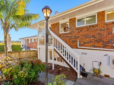 2/63 Ocean View Road, Hillcrest