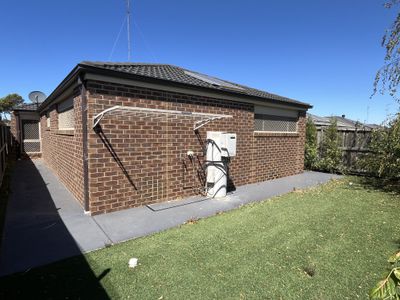 47 Treefern Street, Leopold
