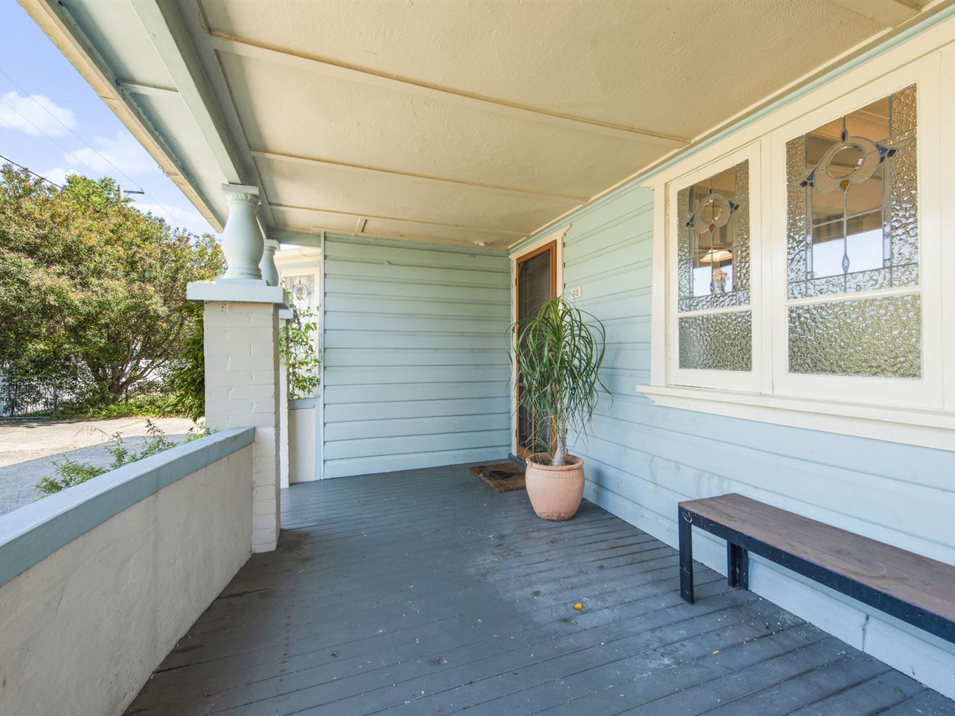 52 Princes Highway, Milton