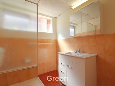 2 / 5 Curzon Street, Ryde