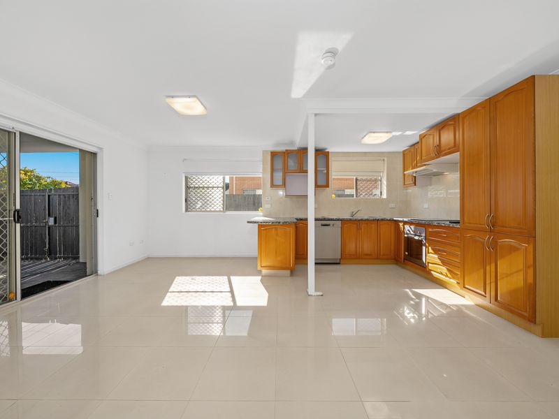 1 / 42 Agnes Street, Wynnum