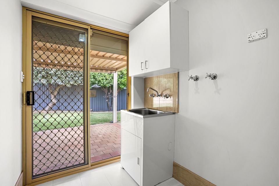 16 Brignell Gardens, Parmelia