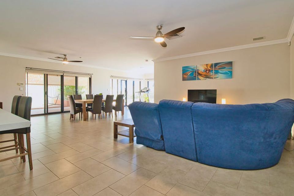 1 Dennis Retreat  , Baldivis
