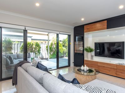 64 Jones Street, Stirling