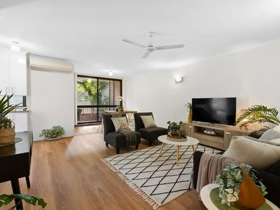 2 / 22 Carr Street, St Lucia