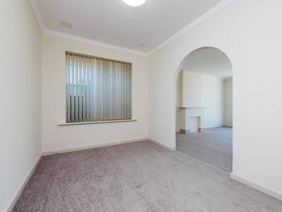 27B Addison Way, Warwick