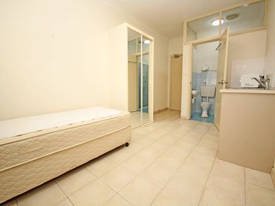 11 / 12 The Boulevarde, Lakemba