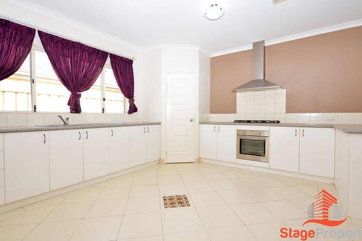 16 Hoop Place, Canning Vale