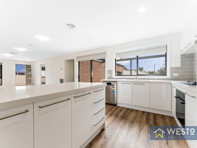  7 / 276 Woodward Road, Golden Square