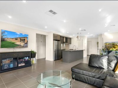 3 Coorong Walk, Werribee