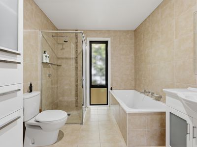 10 Reece Street, George Town