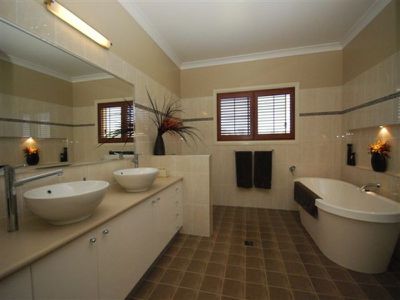 32 Glenabbey Drive, Dubbo