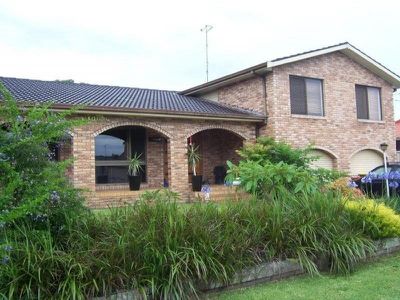 99 South Street, Tuncurry
