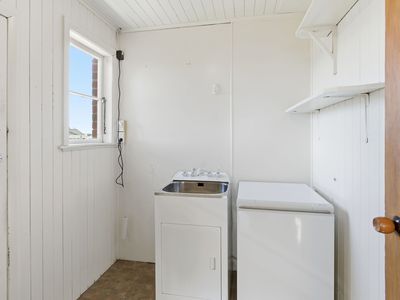 87 Clermiston Avenue, Corstorphine