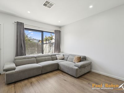 11C Woodberry Avenue, Coombs