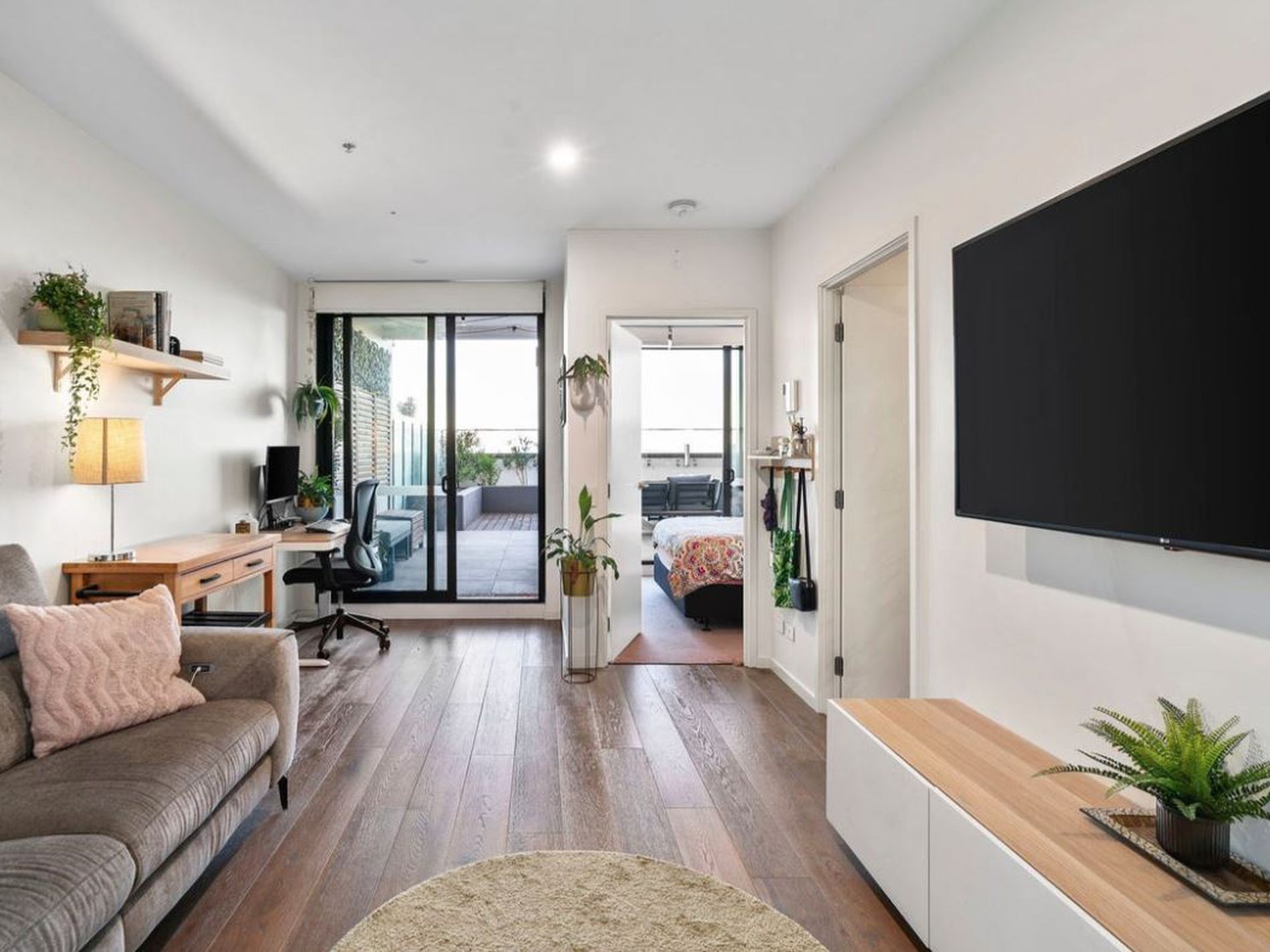 606D / 4 Tannery Walk, Footscray