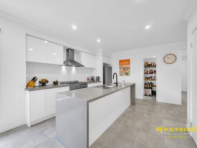 42 Westbury Avenue, Rockbank