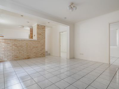 2 / 93 Kennigo Street, Spring Hill