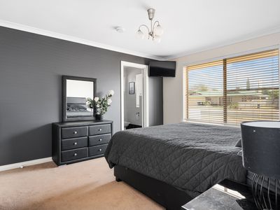 2 Killington Crescent, Boulder