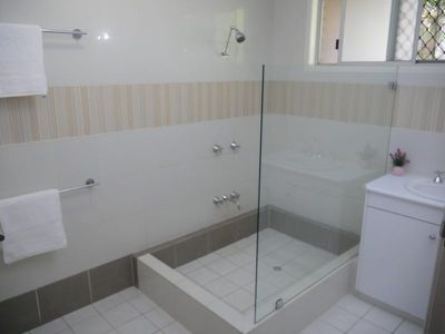 115-117 Moore Street, Kingaroy