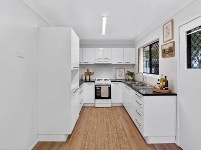 1 Millocker Ct, Bellbird Park