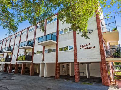 19 / 37 Paulik Way, Hamilton Hill