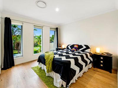 10 Southaven Drive, Helensvale