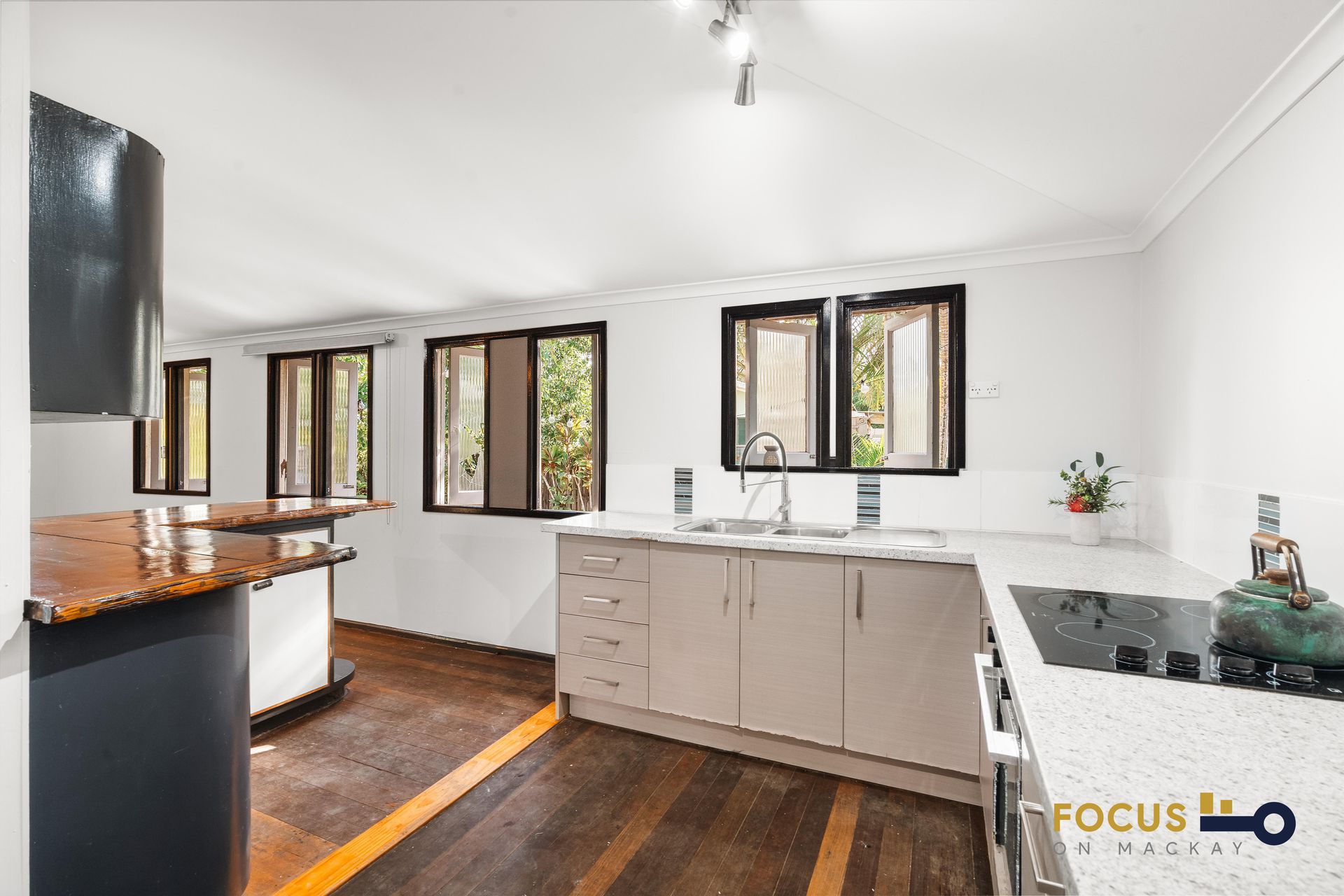 4 Keller Street, North Mackay