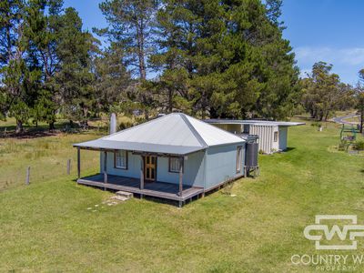 2718 Torrington Road, Torrington