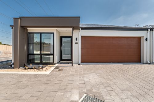 3 / 13 Welford Way, Success