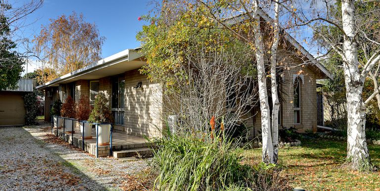 3 Castle Court, Euroa