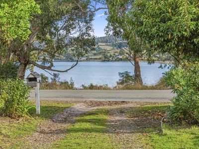 17A Esplanade Road, Cygnet
