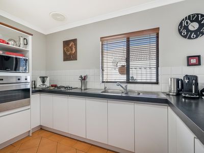19 Estcourt Road, Redcliffe