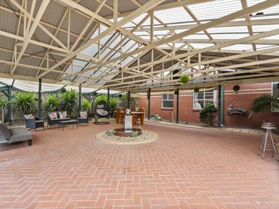 33 King William Court, Wallan