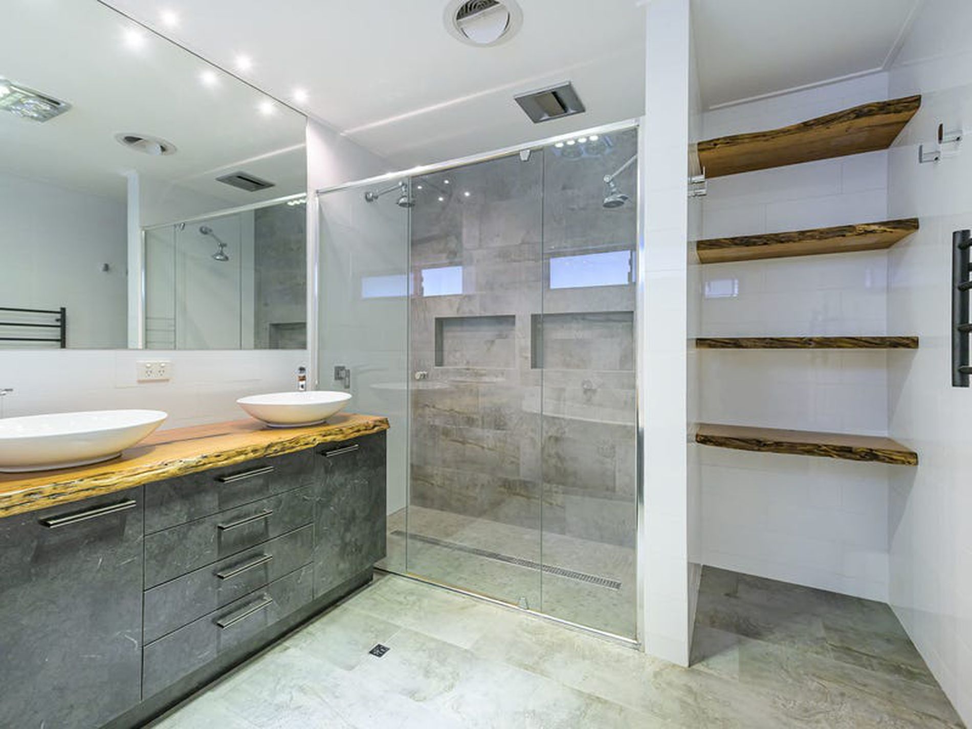 21 Stawell Way, Padbury