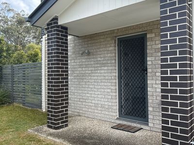 1 / 31 Spica Crescent, Coomera